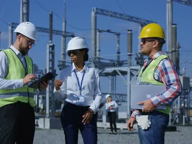 Testing and commissioning engineers